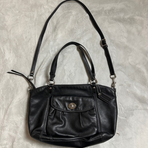 Authentic Coach‎ Leah Leather Shoulder bag with crossbody strap - Picture 1 of 9